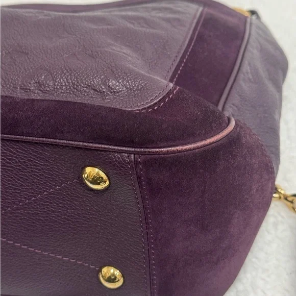 Louis Vuitton Elegant Purple Designer Women's Bag - Picture 7 of 10